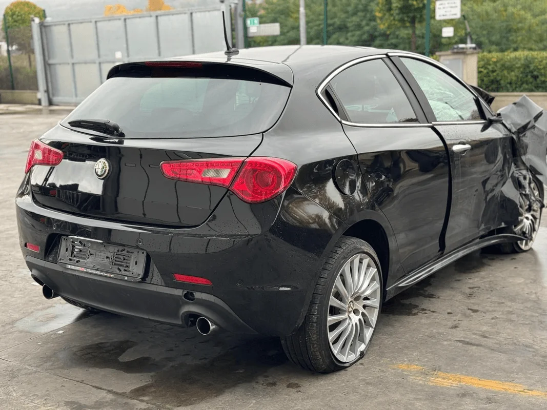 ALFA ROMEO GIULIETTA (X7) - immagine 6