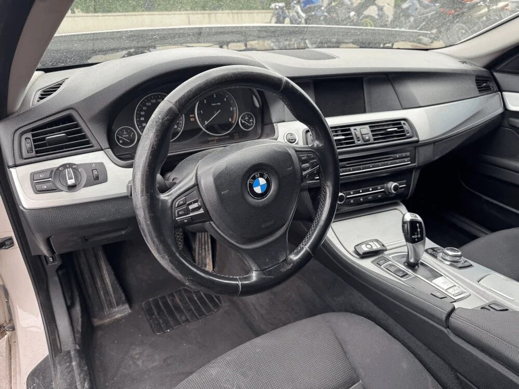 BMW Serie 5 (F11) - immagine 12