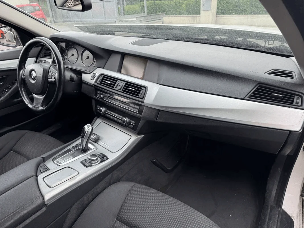BMW Serie 5 (F11) - immagine 10