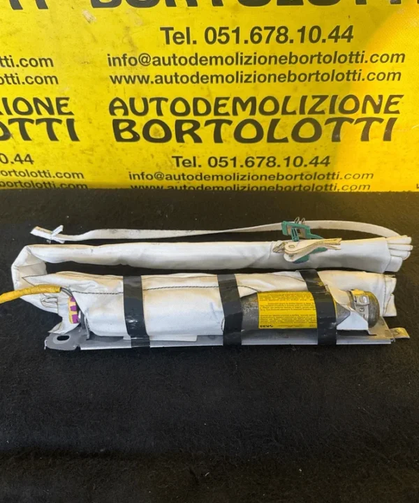 Dispositivo airbag a tendina