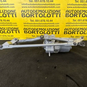 Meccanismo tergiparabrezza con motorino