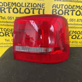 Fanale post. parte est.