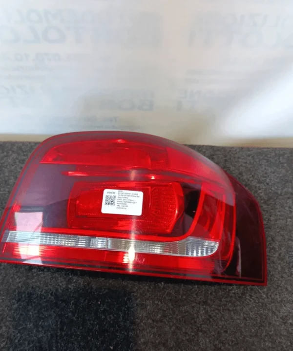 Fanale post. parte est.