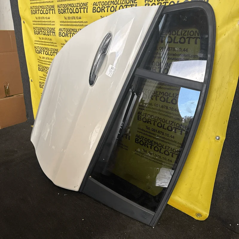 Porta post. - immagine 3