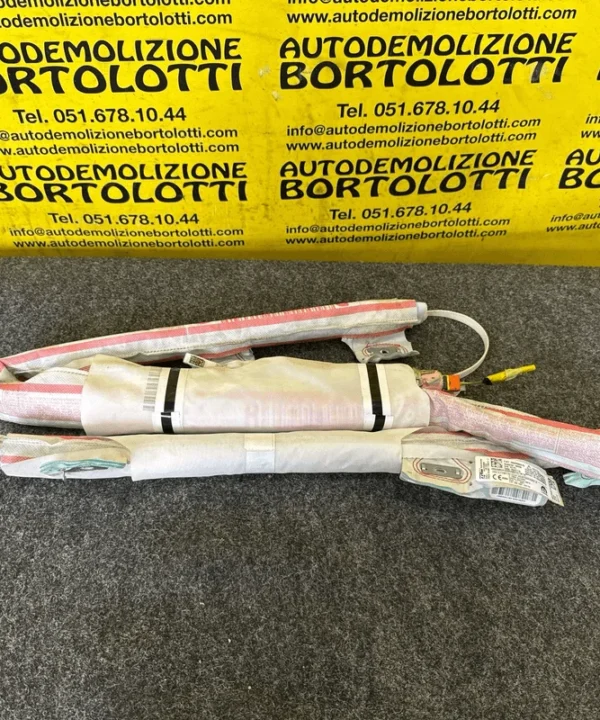 Dispositivo airbag a tendina