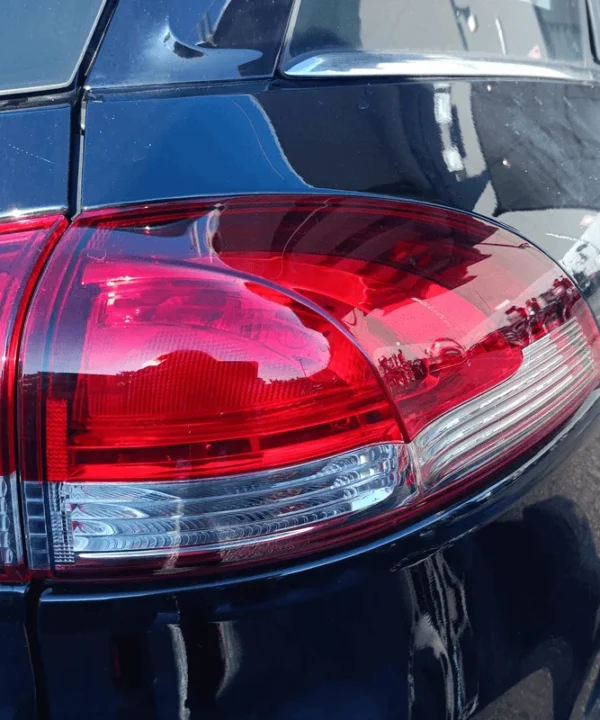 Fanale post. parte est.