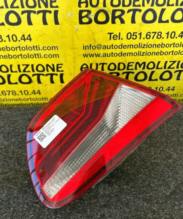 Fanale post. parte int.