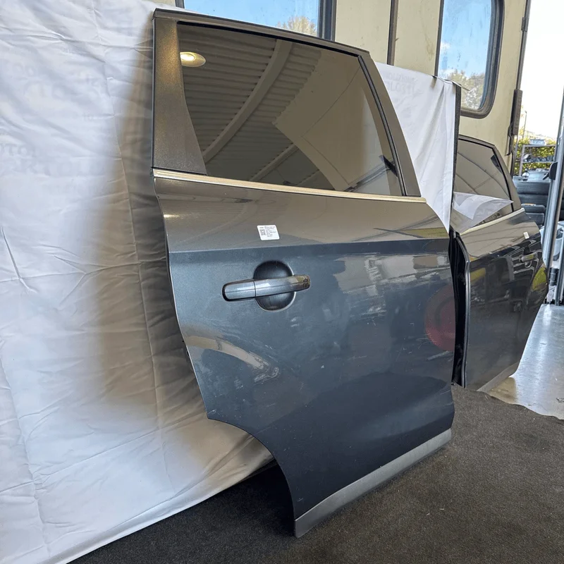 Porta post. - immagine 3