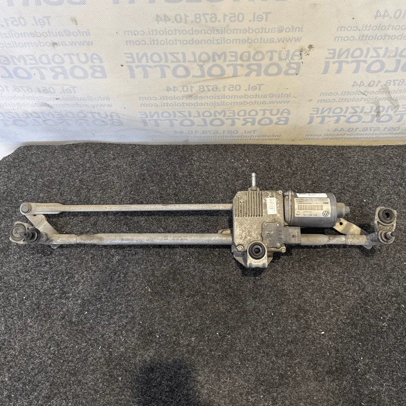 Meccanismo tergiparabrezza con motorino