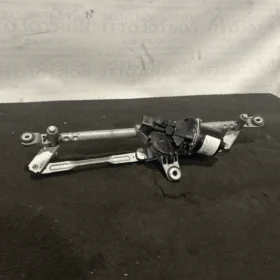 Meccanismo tergiparabrezza con motorino