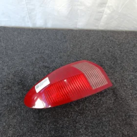 Fanale post. parte est.