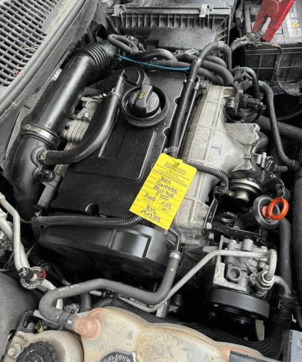 Monoblocco motore con pistoni