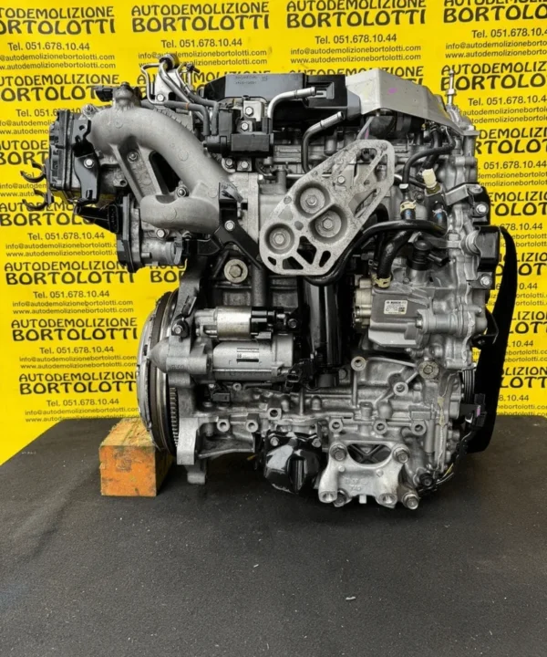 Monoblocco motore con pistoni