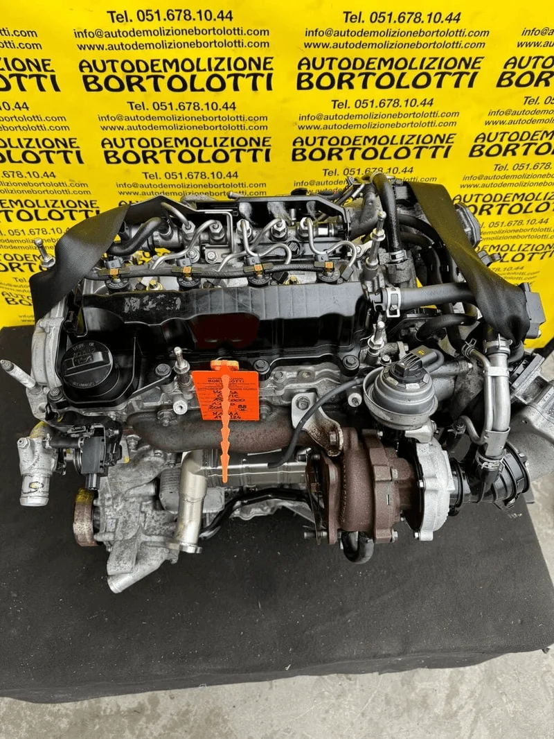 Monoblocco motore con pistoni - immagine 3