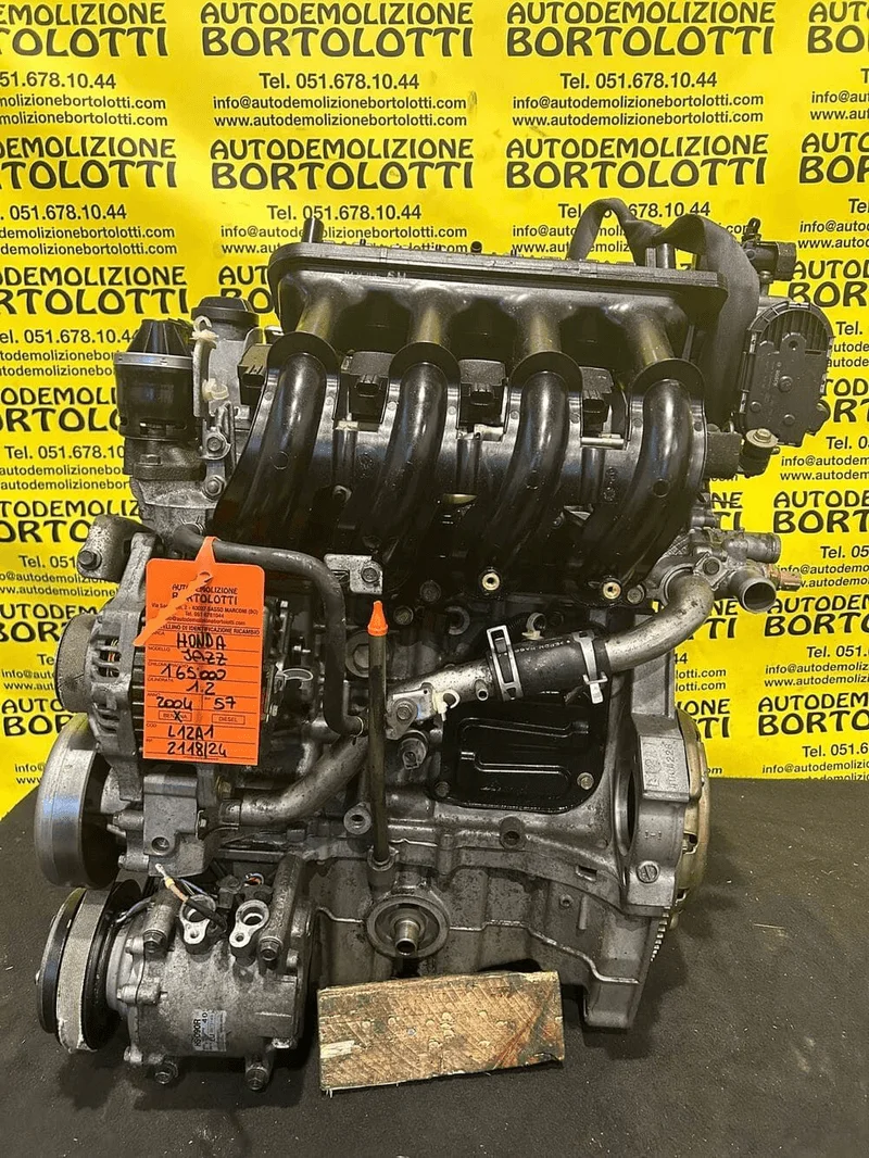 Monoblocco motore con pistoni - immagine 2