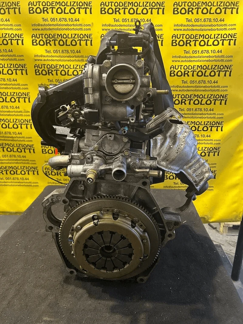 Monoblocco motore con pistoni - immagine 4