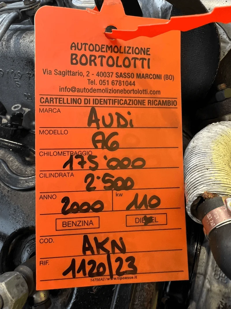 Monoblocco motore con pistoni