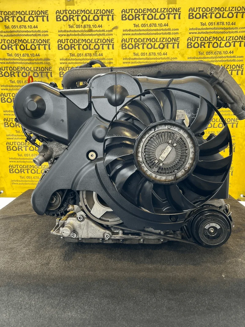 Monoblocco motore con pistoni - immagine 5