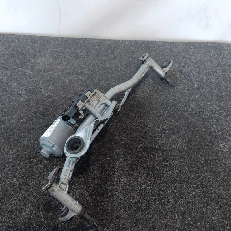 Meccanismo tergiparabrezza con motorino - immagine 2