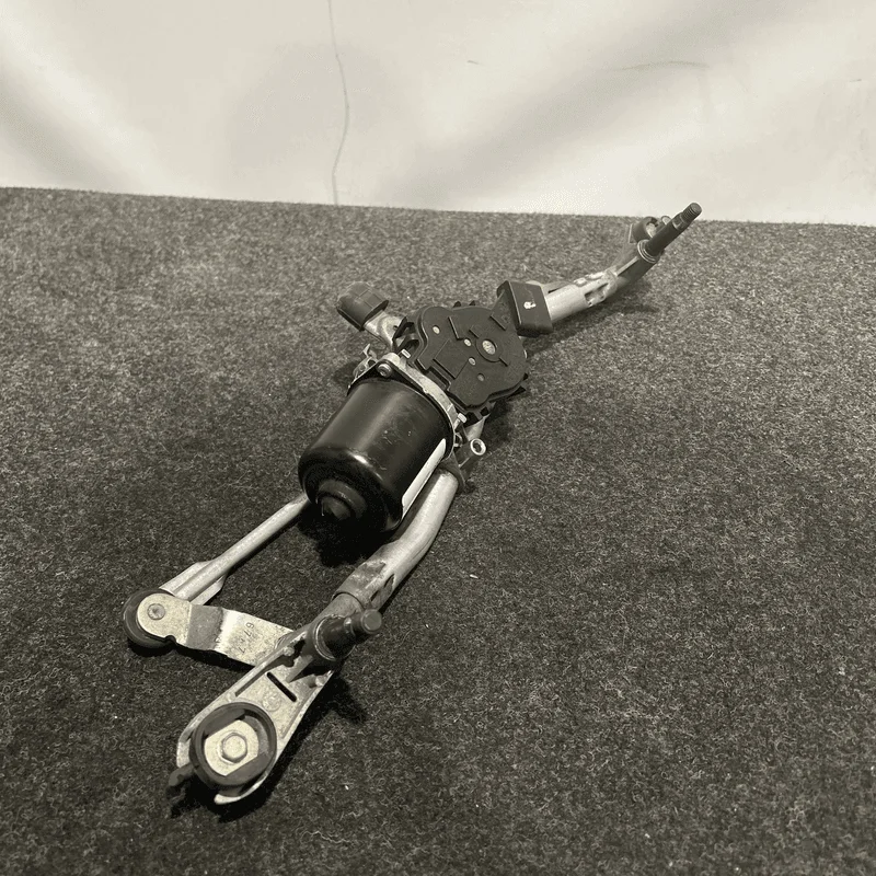 Meccanismo tergiparabrezza con motorino