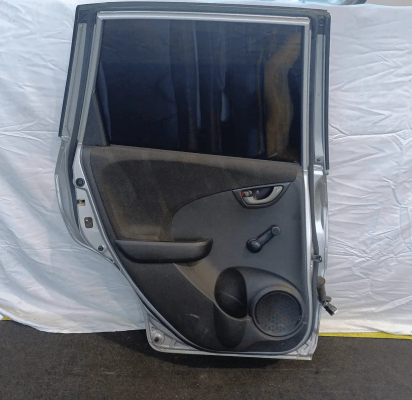 Porta post. - immagine 5