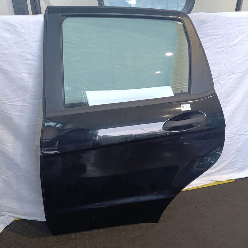 Porta post. - immagine 3