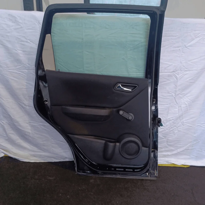 Porta post. - immagine 4