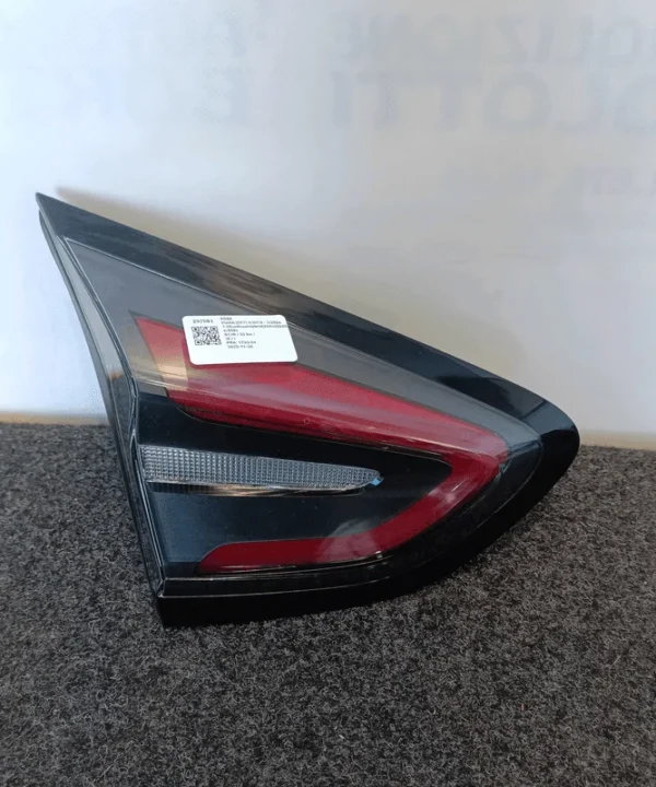 Fanale post. parte int.