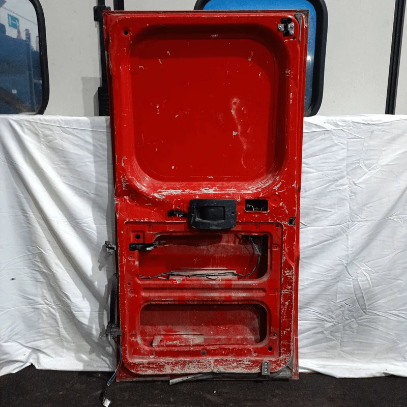 Porta carico post. a battente - immagine 6