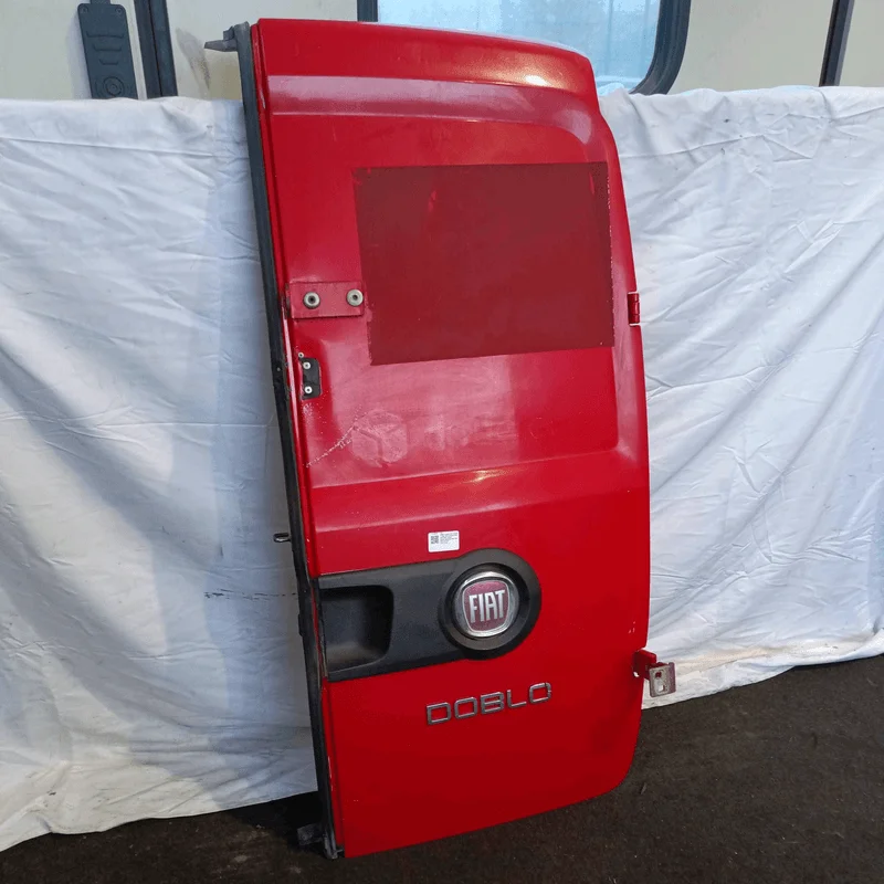 Porta carico post. a battente - immagine 3