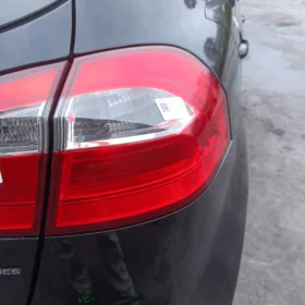 Fanale post. parte est.