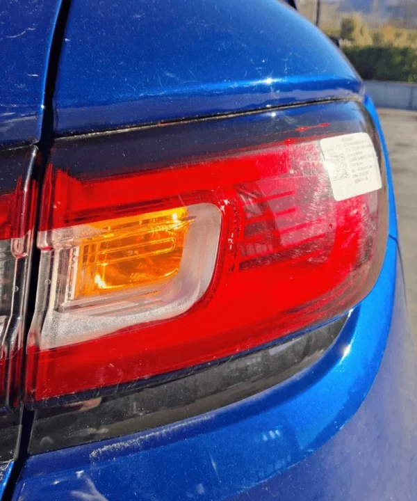 Fanale post. parte est.