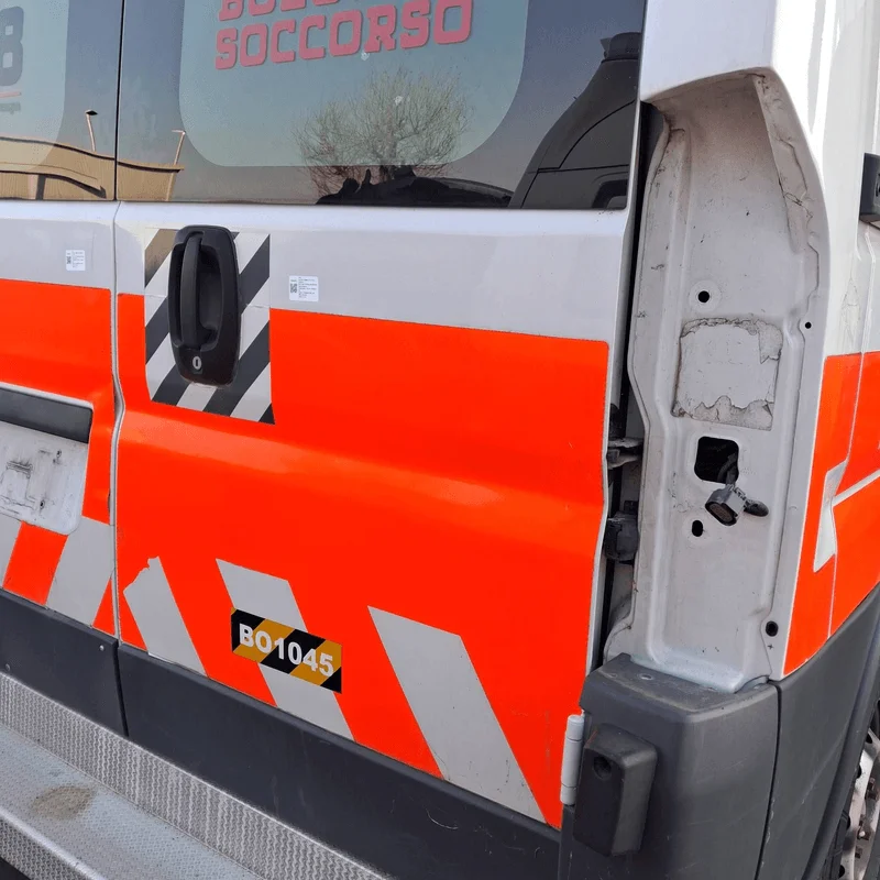 Porta carico post. a battente - immagine 5