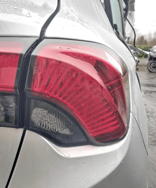 Fanale post. parte est.