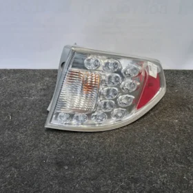 Fanale post. parte est.