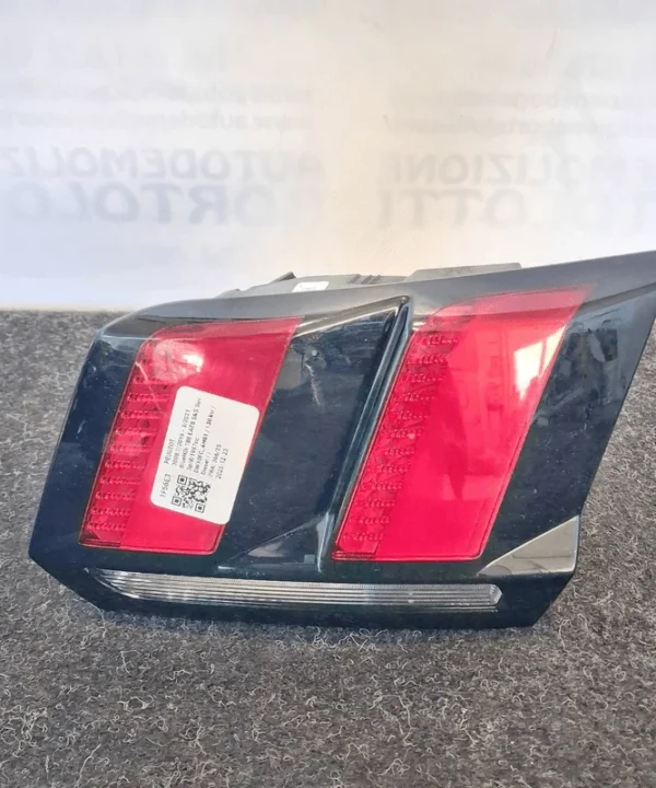 Fanale post. parte int.