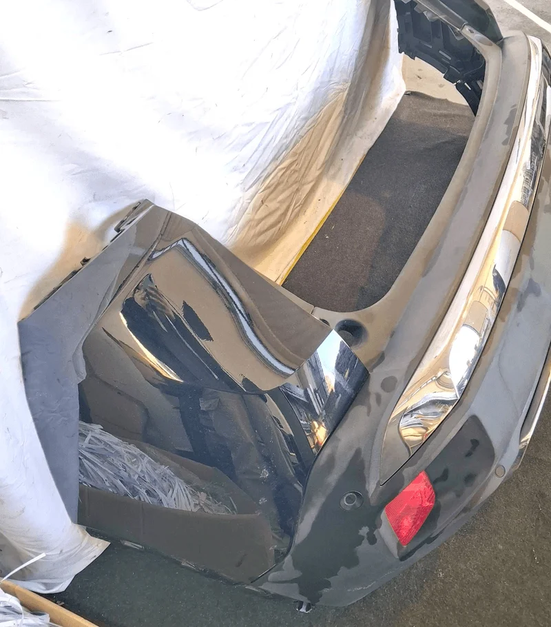 Paraurti post. centr. - immagine 3