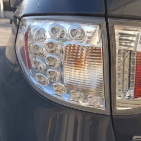 Fanale post. parte est.