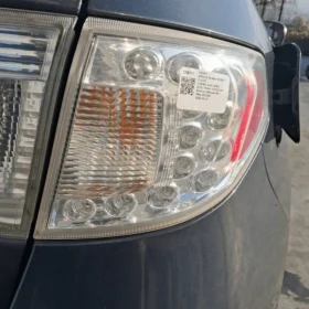 Fanale post. parte est.