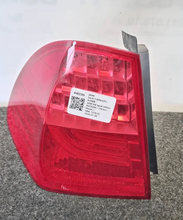 Fanale post. parte est.