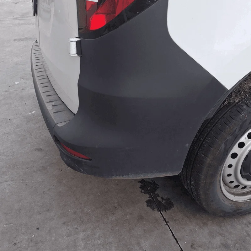 Paraurti post. centr. - immagine 2