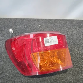 Fanale post. parte est.