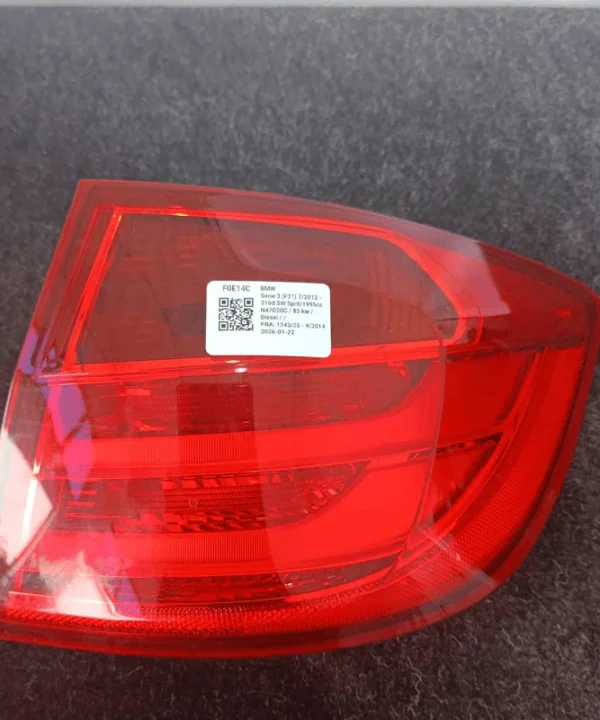 Fanale post. parte est.