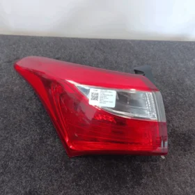 Fanale post. parte est.