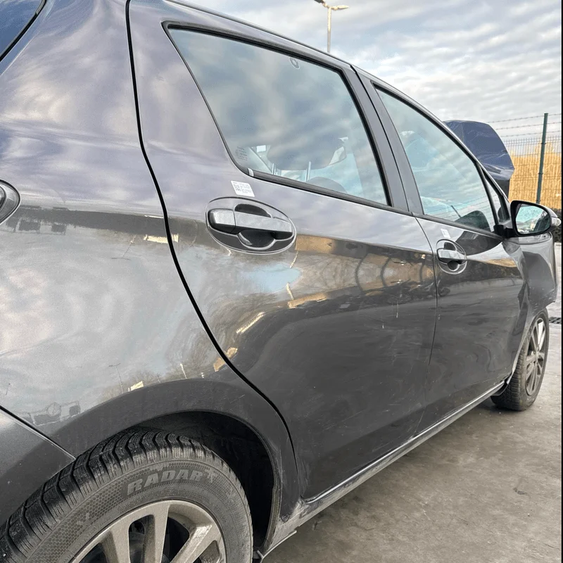 Porta post. - immagine 3