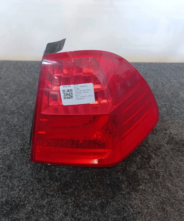 Fanale post. parte est.