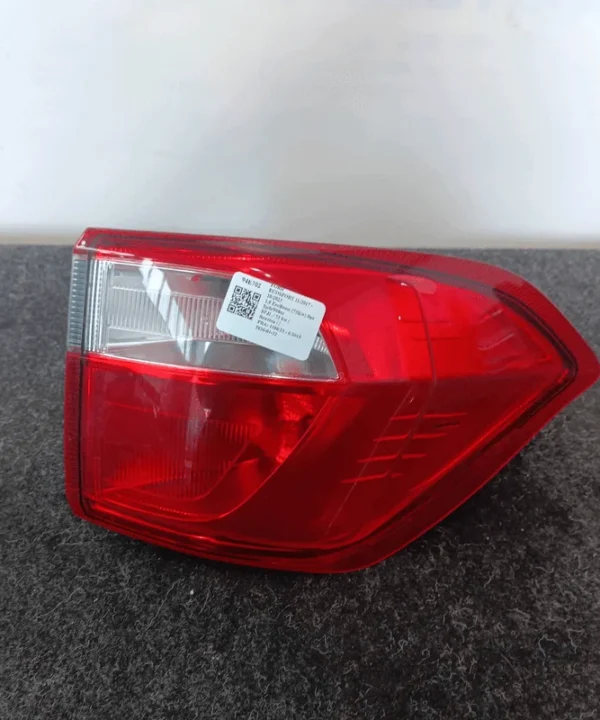 Fanale post. parte est.