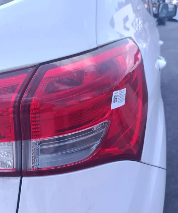 Fanale post. parte est.