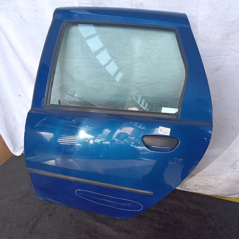 Porta post. - immagine 3