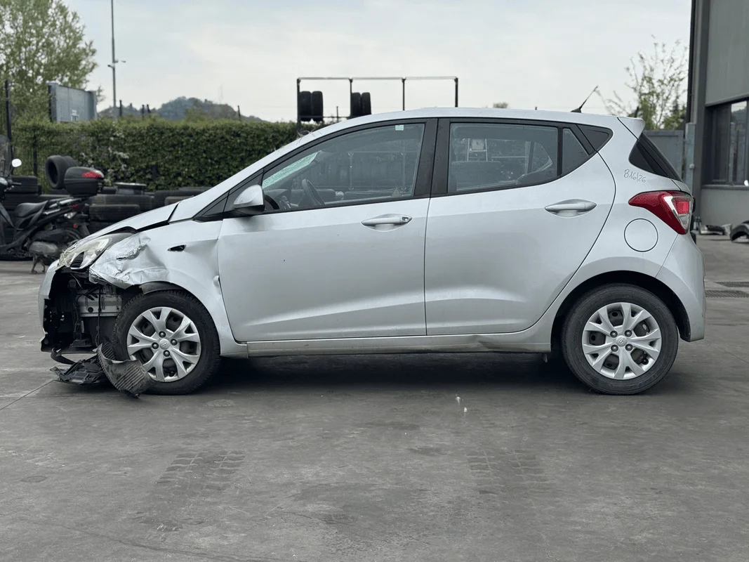 HYUNDAI i10 - immagine 2